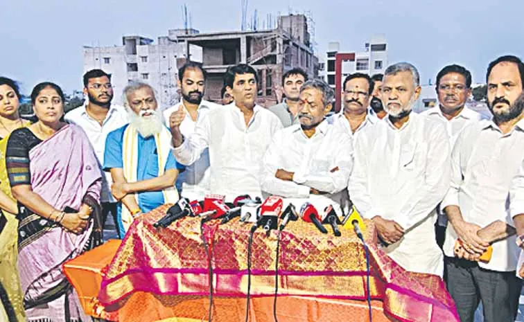 డీఎస్సీలో అక్రమాలు జరిగినా మాట్లాడకూడదా?