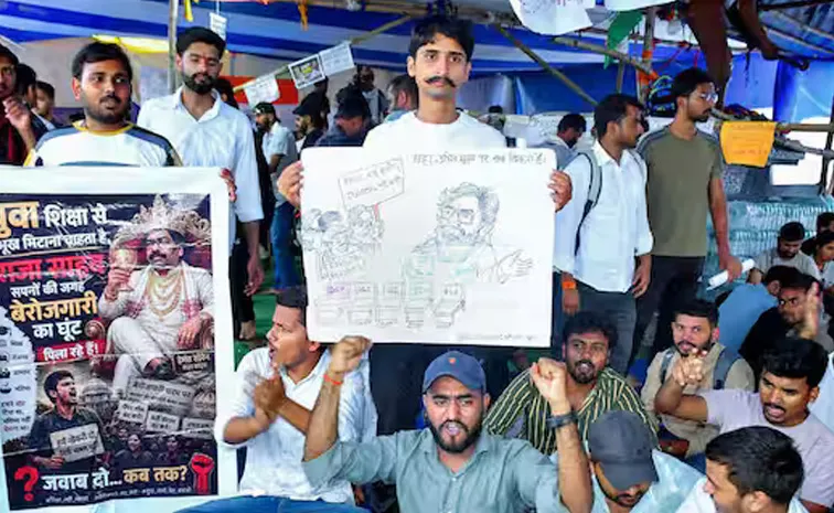 జార్ఖండ్‌లో ఉద్రిక్తత: అసెంబ్లీ ముట్టడిలో విద్యార్థులు..
