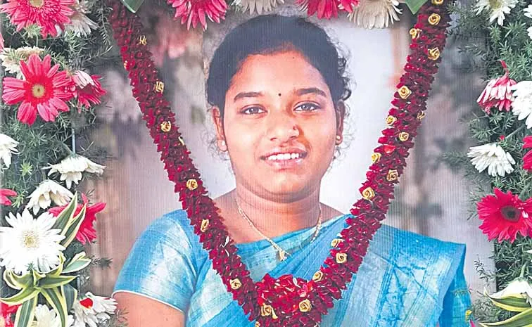 తిరుపతిలో నీట్‌ విద్యార్థిని ఆత్మహత్య