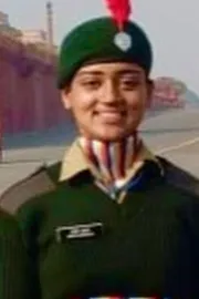 Ravi Kishan Daughter Ishita Shukla Chose Army Over Bollywood8