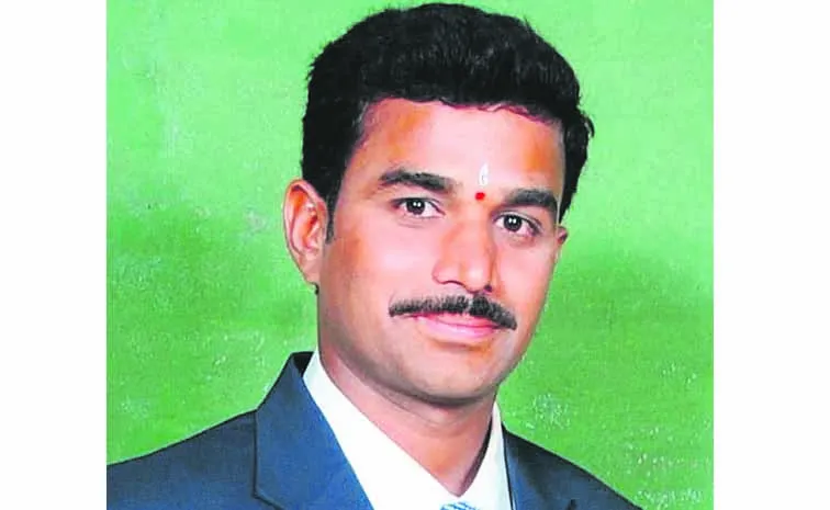 సెల్‌ఫోన్‌ మాట్లాడుతూ బస్సు నడిపి..