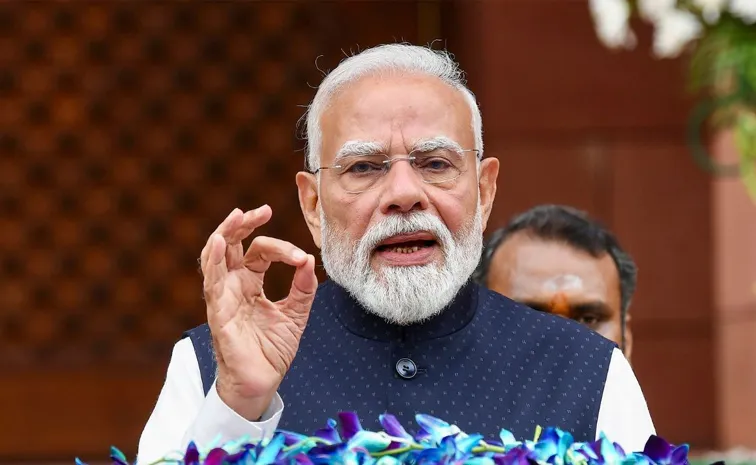 Indian people rebuild their lives from nothing, PM Modi remembers partition
