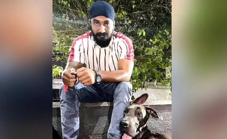 Raipur man climbs onto car roof to stop girlfriend her friend runs him over