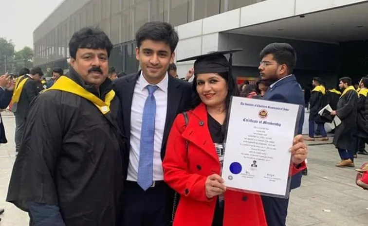 Delhi founder gave up rs 36 LPA Dubai salary 7 years ago