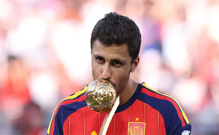 Barcelona agree 65m GBP deal to sign Rodri from Man City3