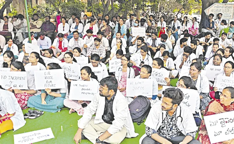 Andhra junior doctors boycott emergency services as strike