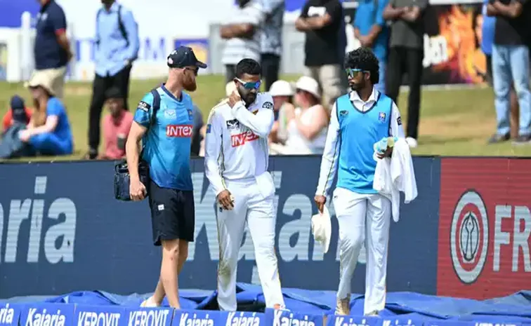 Pasindu Sooriyabandara replaces Chandimal as concussion substitute3