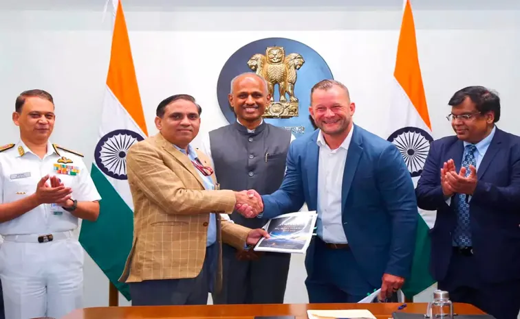 అత్యాధునిక డ్రోన్ల కోసం రూ.1,943 కోట్ల డీల్‌ 