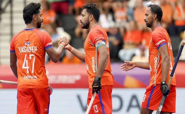 పాకిస్తాన్‌ను చిత్తు చేసిన టీమిండియా