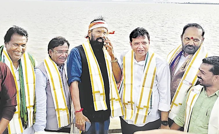 Ministers Uttam Kumar Reddy visit to Godavari projects