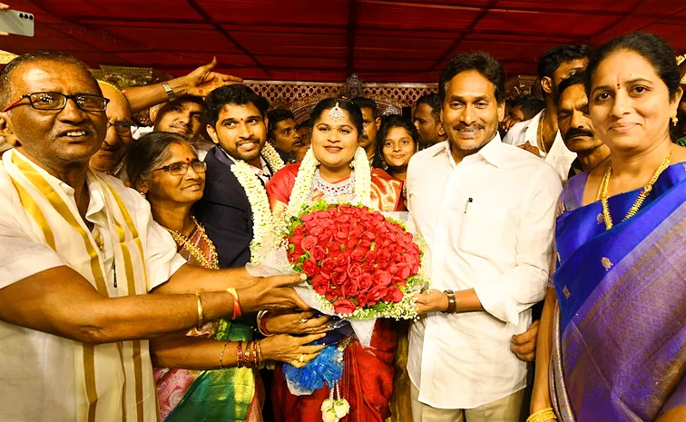 Ys Jagan Attended Varshitha Reddy Wedding Reception