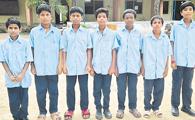 ఊడిన కుట్లు.. కొలతల పాట్లు