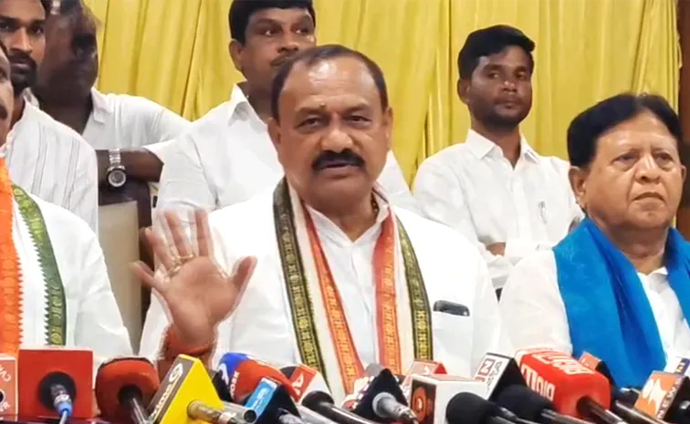 Tpcc Chief Mahesh Goud Reaction On Konda Surekha Episode