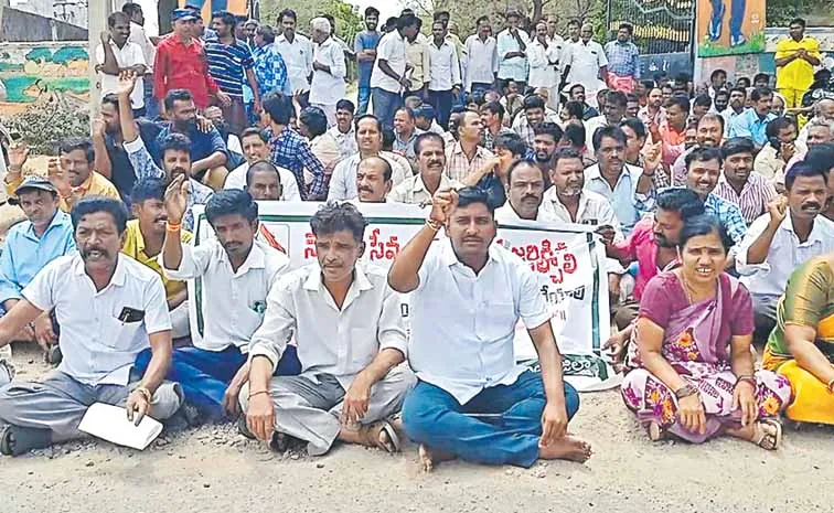 నేతన్న సేవలో.. అవినీతిపై 'ఆగ్రహం'