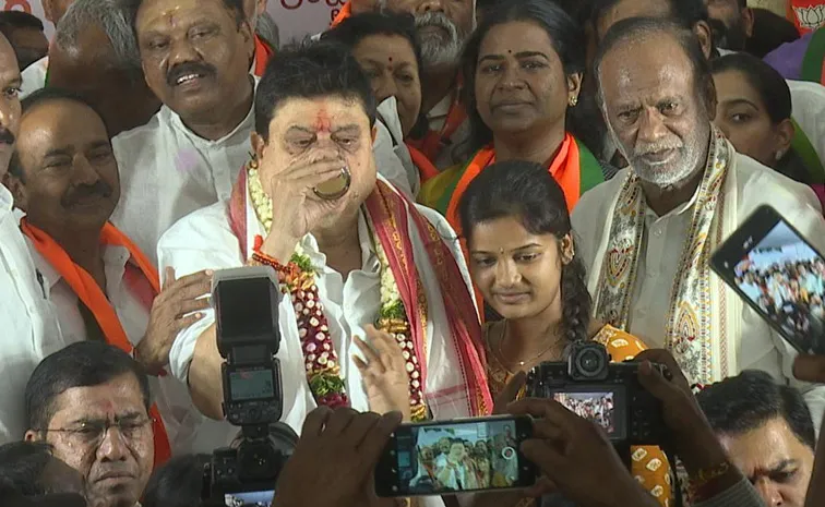 BJP President Ramchander Rao calls off hunger strike