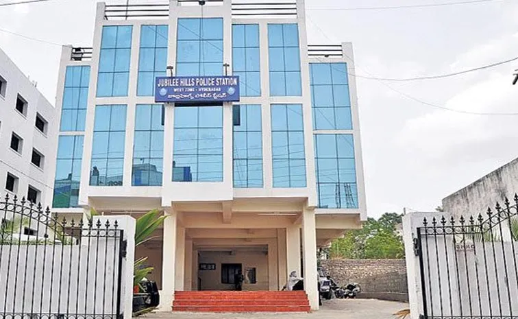 Jubilee Hills CI Muthu Yadav Suspended
