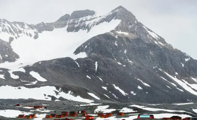 Undersea Cable Route Proposed to Connect Antarctica to Global Internet Network
