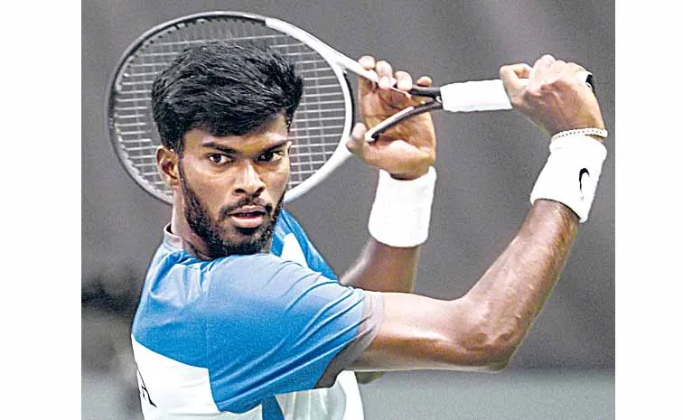 Dakshineswar Suresh enters second round of mens singles main draw