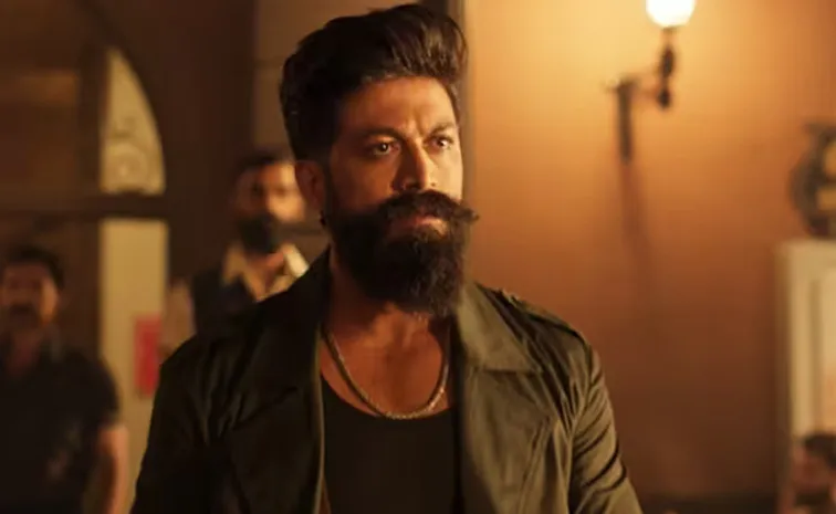 Yash film Toxic struggles at box office Day 2 collections