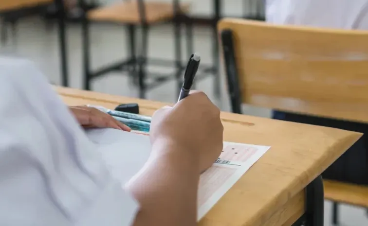నేటినుంచి టెన్త్‌ ఒరిజినల్‌ మార్కుల మెమోలు
