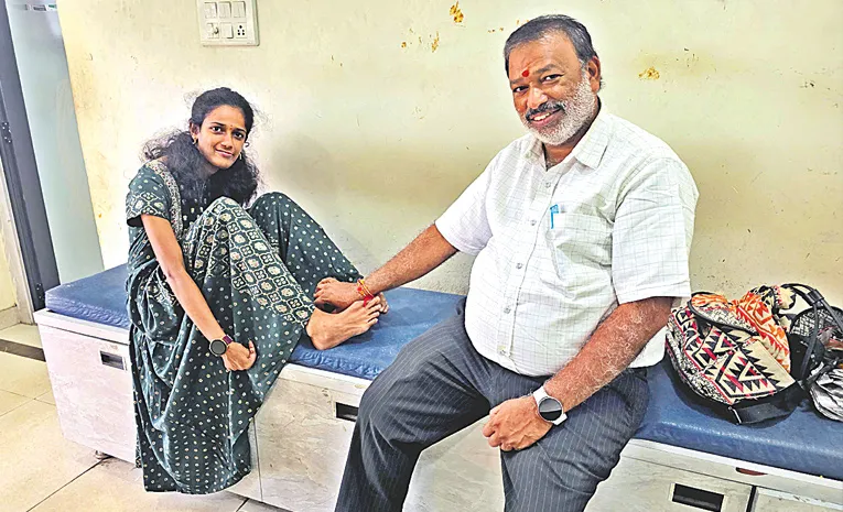 అనురాగ బంధానికి అడ్డంకులు లేవని..!