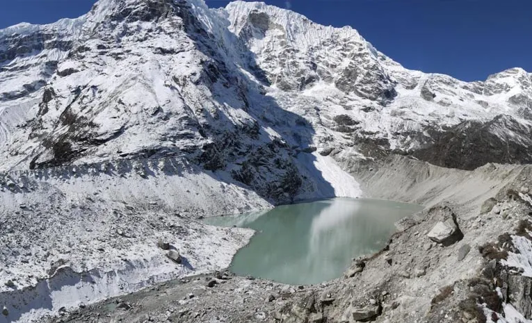 Himalayan Glacial Outburst Threat India Accelerates Early Warning Systems for 188 Lakes