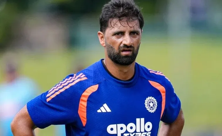 Auqib Nabi Picked By English Team Amid India Test Snub
