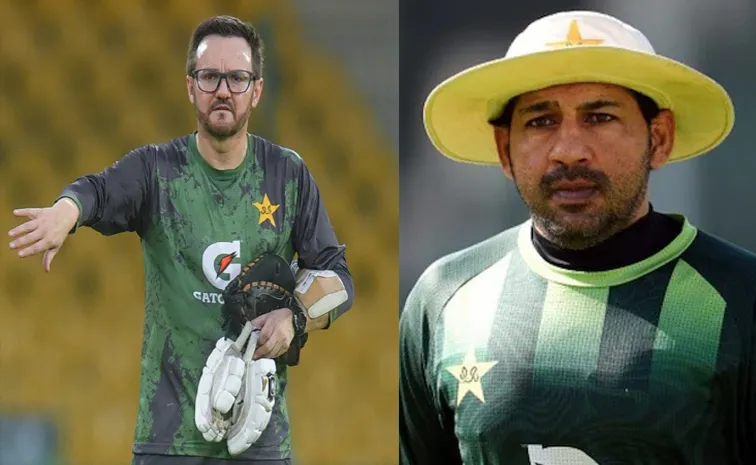 Sarfaraz-Ahmed-Sacked-Replace-Mike Hesson-Head-Coach-3rd Test Vs ENG