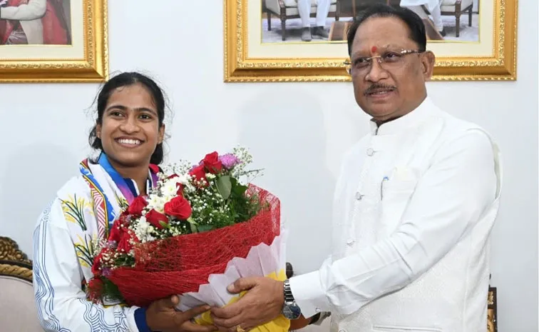 రూ. 30 లక్షల నజరానా.. డీఎస్పీగా ప్రమోషన్‌