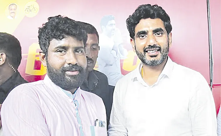 బాలికపై టీడీపీ నేత అసభ్య ప్రవర్తన