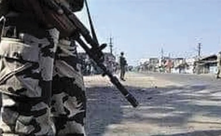 CRPF officer in Assam shoots Three colleagues dead and injures another before killing himself