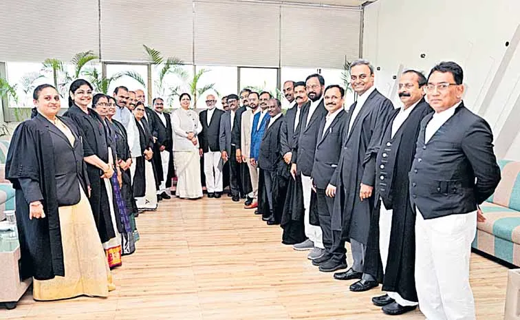 High Court CJ Justice Lisa Gill assures Bar Council members