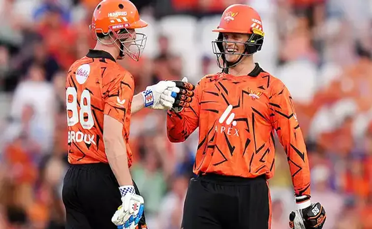 The Hundred: SunRisers Leeds thrash London Spirit