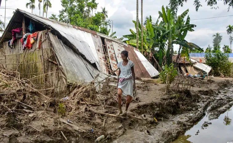 98 dead over 1lakh affected in assam floods
