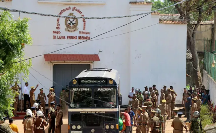 srilanka prison riots 3 dead over 20 injured