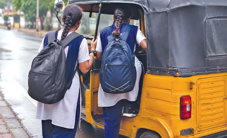 ఇద్దరు బాలికల అదృశ్యంతో హైటెన్షన్‌