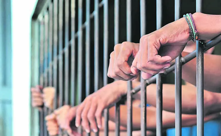Latest report released by the Center on prison capacity and number of prisoners