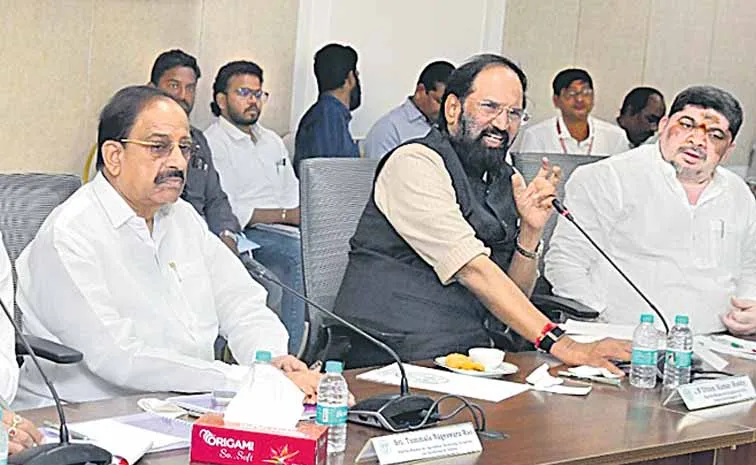 Review of irrigation projects in joint Karimnagar