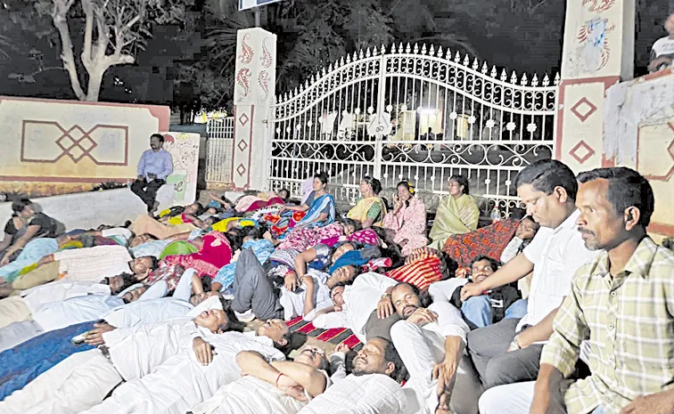 Move to convert tribal gurukulam into Centre of Excellence triggers protests near vizag