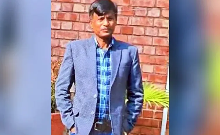 కేవలం రూ.15 కోసం ప్రొఫెసర్‌పై కత్తితో దాడి 