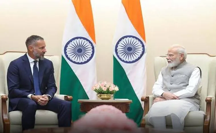 ప్రధాని మోదీతో ప్రిన్స్‌ ఆగా ఖాన్‌ భేటీ 
