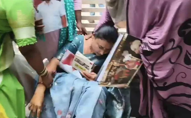 సినిమాల్లో అవకాశం అంటూ మోసం.. రోడ్డెక్కిన బాధితులు