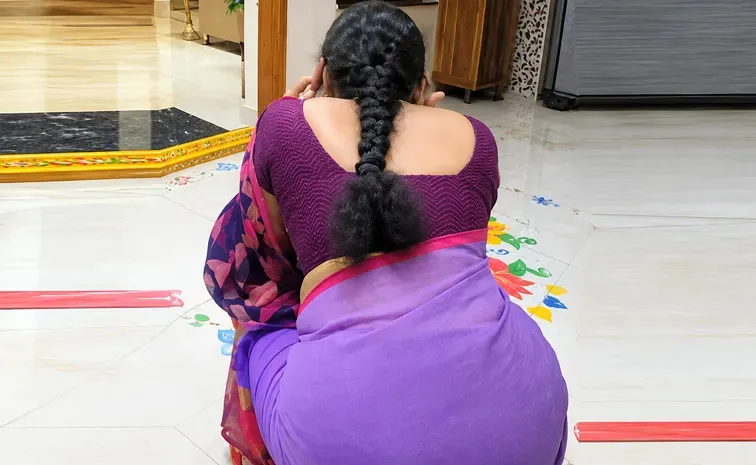 Daughter and Mother Husband Incident