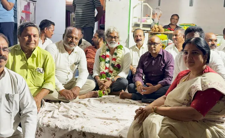Nagara Corporation Chairman Demand Vijayawada Babji Hunger Strike