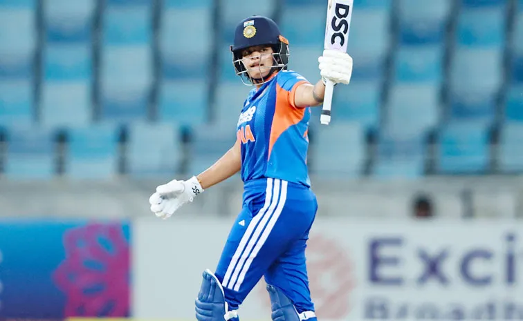 Asia Cup 2026 Final: చరిత్ర సృష్టించిన భారత ఓపెనర్‌