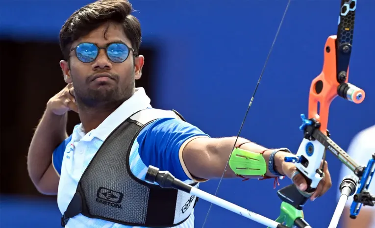 ధీరజ్‌ పసిడి గురి