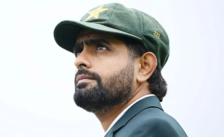 బాబర్‌ ఆజం సంచలన నిర్ణయం!