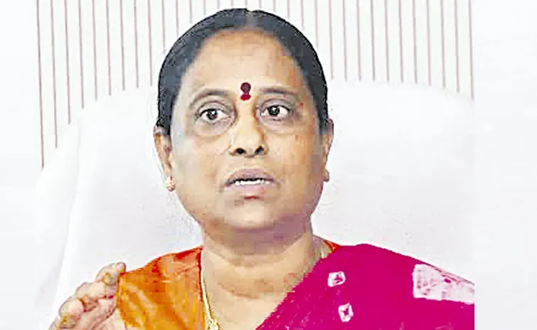Officials locked Konda Surekha chamber