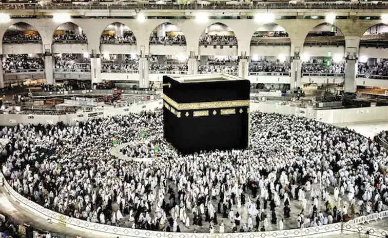 Warning sounded in Mecca as Houthis rain missiles on Saudi Arabia west coast