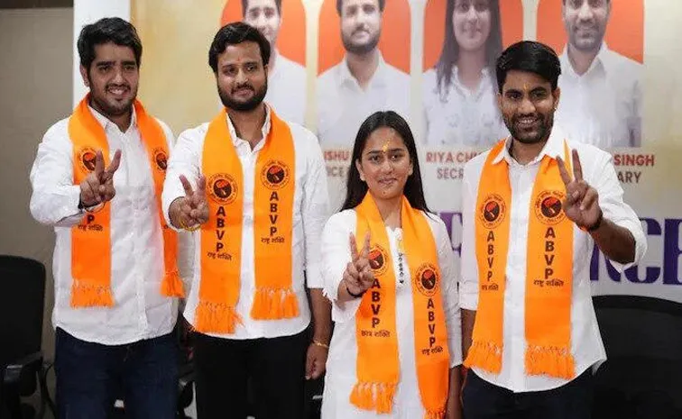dusu polls abvp retains president seat  two other posts